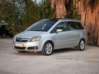 Usado Opel Zafira Enjoy 120 CV (88 kW) 2006 Gris Monovolumen
