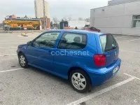 Usado VW Polo Conceptline 75 CV (55 kW) 2001 Azul Utilitario
