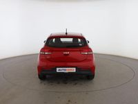 Usado Kia Rio 84 CV (61 kW) 2021 Rojo Utilitario