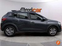 Usado Dacia Sandero Comfort 91 CV (66 kW) 2022 Negro Utilitario