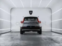 Käytetty Volvo XC40 Momentum 190 HP (139 kW) 2019 Harmaa Katumaasturi