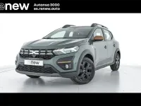 Usado Dacia Sandero Extreme 100 CV (73 kW) 2025 Verde Berlina