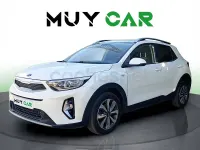 Usado Kia Stonic 100 CV (73 kW) 2021 Blanco SUV