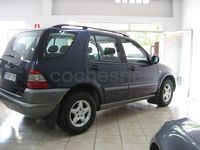 Usado Mercedes ML320 218 CV (160 kW) 1999 Azul SUV