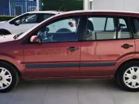 Usado Ford Fusion Ambiente 68 CV (50 kW) 2008 Naranja Utilitario