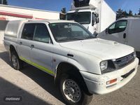 Usado Mitsubishi L 105 CV (77 kW) 1996 Blanco SUV