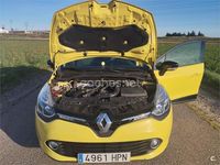Usado Renault Clio IV Expression 90 CV (66 kW) 2013 Amarillo Berlina