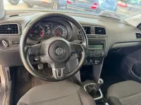 Usado VW Polo Advance 90 CV (66 kW) 2009 Gris / plata Utilitario