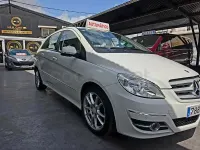 Usado Mercedes B200 140 CV (102 kW) 2010 Blanco Monovolumen