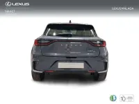 Usado Lexus LBX 136 CV (100 kW) 2025 Gris SUV
