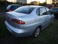 Usado Seat Cordoba Reference 80 CV (58 kW) 2006 Gris / plata Berlina