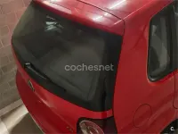 Usado VW Polo Advance 75 CV (55 kW) 2005 Rojo Utilitario
