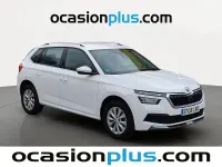 Usado Skoda Kamiq Ambition 110 CV (80 kW) 2022 Blanco SUV
