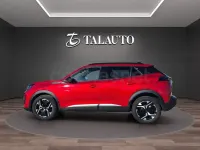 Usado Peugeot 2008 Allure 100 CV (73 kW) 2024 Rojo SUV