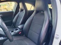 Usado Mercedes A180 109 CV (80 kW) 2015 Blanco Utilitario