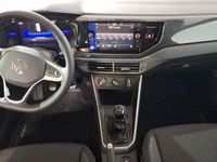 Usado VW Polo 95 CV (69 kW) 2025 Rojo intenso metalizado Utilitario