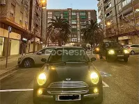 Usado Mini ONE 90 CV (66 kW) 2004 Negro Utilitario