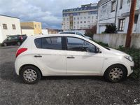 Usado Hyundai i20 90 CV (66 kW) 2013 Blanco Utilitario