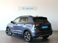 Usado VW T-Cross R-line 115 CV (84 kW) 2025 Gris / plata SUV