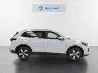Begagnad VW Tiguan Life 150 HK (110 kW) 2024 Vit SUV