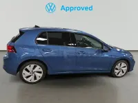Usado VW Golf VIII 116 CV (85 kW) 2025 Azul Berlina