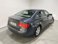Usado Audi A4 Premium 136 CV (100 kW) 2011 Azul Berlina
