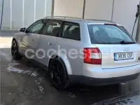 Usado Audi A4 130 CV (95 kW) 2003 Gris / plata Familiar