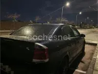 Usado Opel Vectra Comfort 122 CV (89 kW) 2004 Negro Berlina