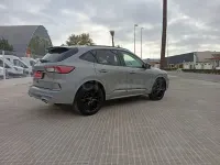 Usado Ford Kuga ST-Line X 225 CV (165 kW) 2023 Gris / plata SUV