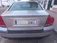Usado Volvo S60 170 CV (125 kW) 2001 Gris / plata Berlina