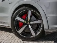 Usado Porsche Cayenne Turbo E-Hybrid 740 CV (544 kW) 2024 Gris / plata SUV