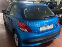 Usado Peugeot 207 Active 70 CV (51 kW) 2011 Azul Berlina