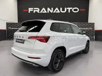 Usado Skoda Karoq SportLine 150 CV (110 kW) 2023 Blanco SUV