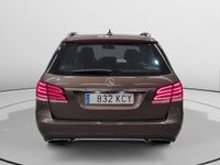 Usado Mercedes E220 170 CV (125 kW) 2014 Marrón Familiar