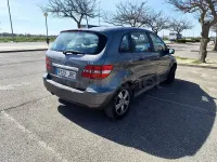 Usado Mercedes B180 109 CV (80 kW) 2010 Gris / plata Monovolumen
