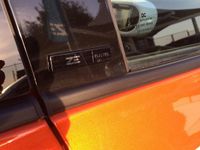 Usado Renault Twingo Vibes 59 kW (81 CV) 2021 Naranja valencia Utilitario