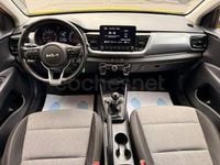 Usado Kia Stonic 84 CV (61 kW) 2023 Amarillo SUV