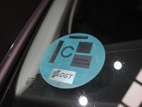 Usado Seat Arona Style 110 CV (80 kW) 2024 Gris SUV