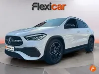 Usado Mercedes GLA200 150 CV (110 kW) 2021 Blanco SUV