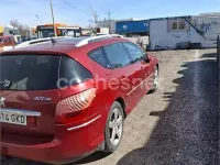Usado Peugeot 407 Sport 136 CV (100 kW) 2008 Granate Familiar