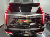 Usado Cadillac Escalade 281 CV (206 kW) 2022 Negro SUV