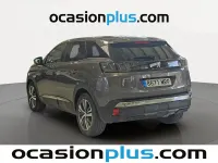 Usado Peugeot 3008 Allure 136 CV (100 kW) 2024 Gris SUV