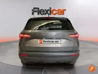 Usado Skoda Karoq Selection 150 CV (110 kW) 2024 Gris SUV