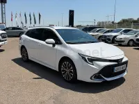 Usado Toyota Corolla Sport 196 CV (144 kW) 2025 Blanco Familiar