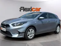 Usado Kia Ceed 136 CV (100 kW) 2023 Gris Utilitario