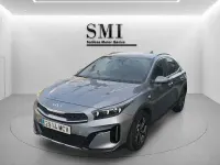 Usado Kia XCeed 120 CV (88 kW) 2022 Gris / plata SUV