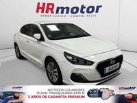 Usado Hyundai i30 121 CV (88 kW) 2018 Blanco Berlina
