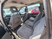 Usado Ford Galaxy Ghia 150 CV (110 kW) 2007 Gris Monovolumen