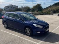 Usado Ford Focus Trend 125 CV (91 kW) 2017 Azul Familiar