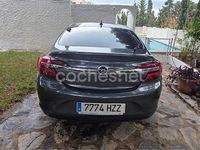 Usado Opel Insignia Selective 140 CV (102 kW) 2014 Gris / plata Berlina